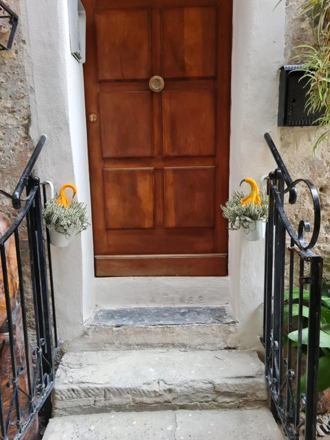 Rifugio Dei Saraceni Hotel Vallecrosia Buitenkant foto