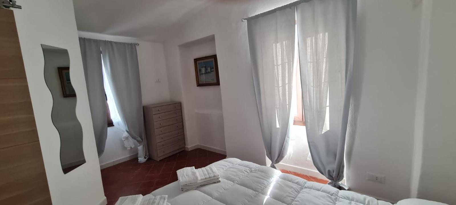 Rifugio Dei Saraceni Hotel Vallecrosia Buitenkant foto